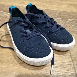 Native Navy Keep it Lite shoes- size 8
